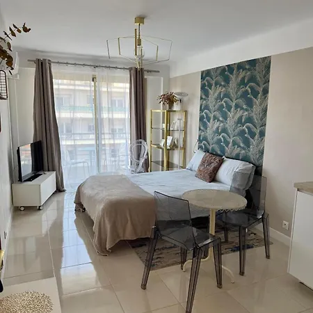 Carnot 1 * Cannes