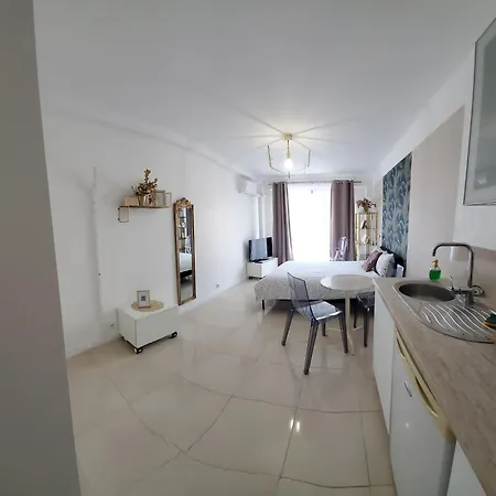 Appartement Centre 1 Cosy 9min Palais Et Clim Cannes